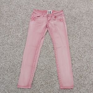 Trademark Women’s Pink Slim Fit Jeans Size 26